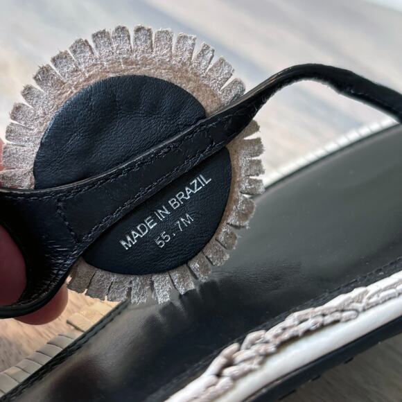 Tory Burch Miller Thong Sandals Black White Logo Leather Flip Flops Size 7M 7 M - Picture 5 of 8